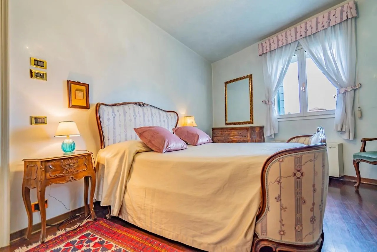 Apartment Ca' Del Mercante Grand Canal Venice Italy