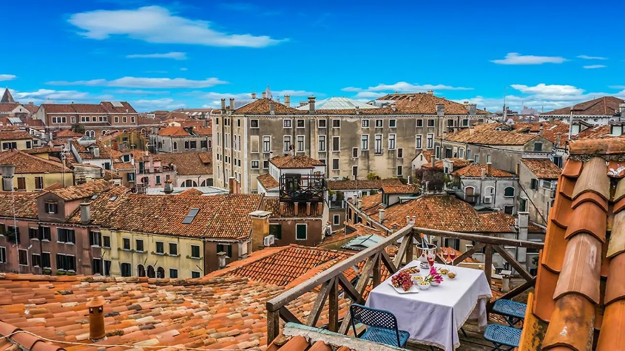 Ca' Del Mercante Grand Canal Venedik Daire
